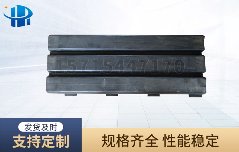 c型翻車(chē)機(jī)磨耗板的使用性能！翻車(chē)機(jī)磨耗板生產(chǎn)廠(chǎng)家干貨解密！